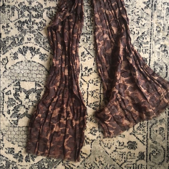 Coach animal print scarf 70% cotton 30% silk - Picture 1 of 4